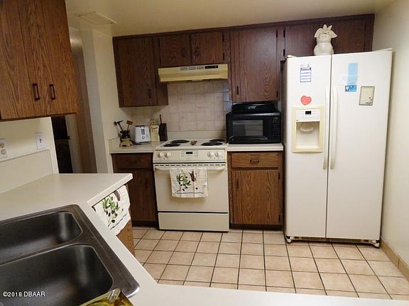 3rd image of 3115 S Atlantic Ave #C040