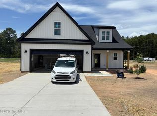 400 Mossy Cup Lane, Aberdeen, NC 28315