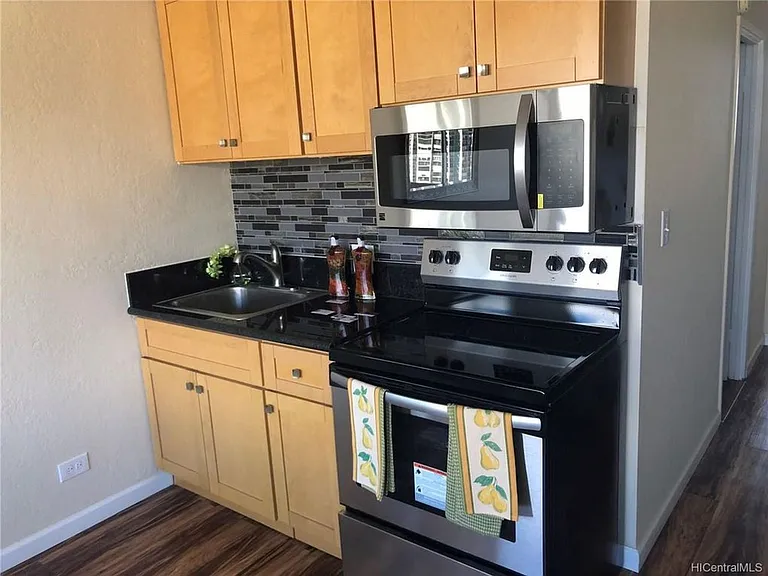 2211 Ala Wai Blvd #2811 — Photo 3