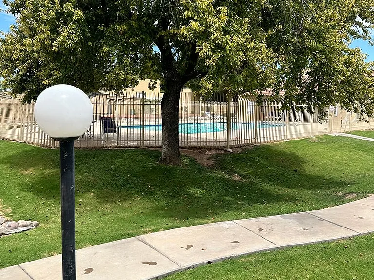 5805 W Evans Dr — Photo 37