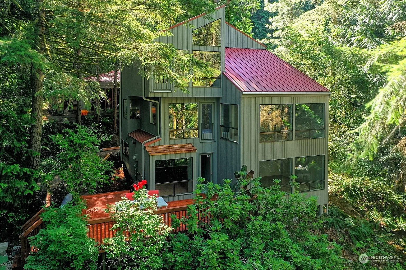 25425 SE Tiger Mountain Road photo 1