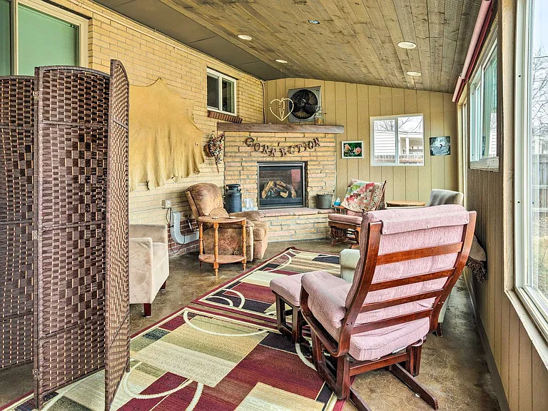 Building's Lounge