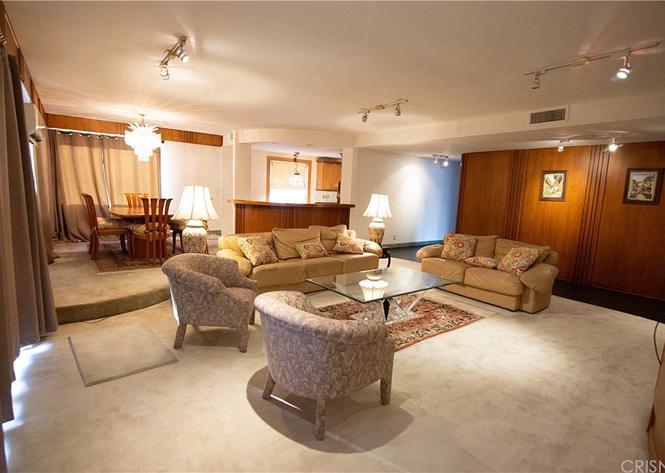 1st image of 7259 Hillside Ave Unit 301