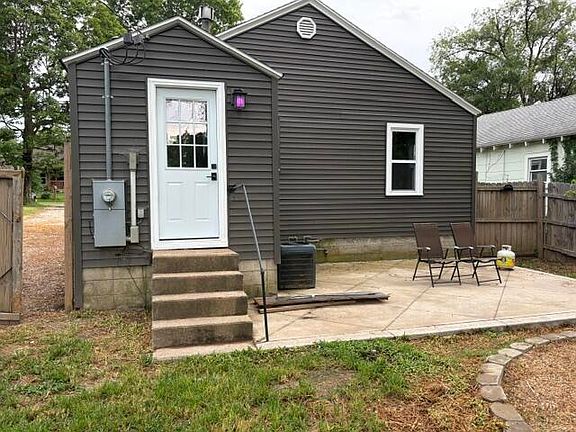 4th image of 613 E Highland Street