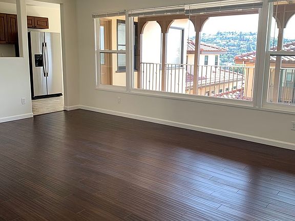 3rd image of 4740 Hillcrest Ave #A
