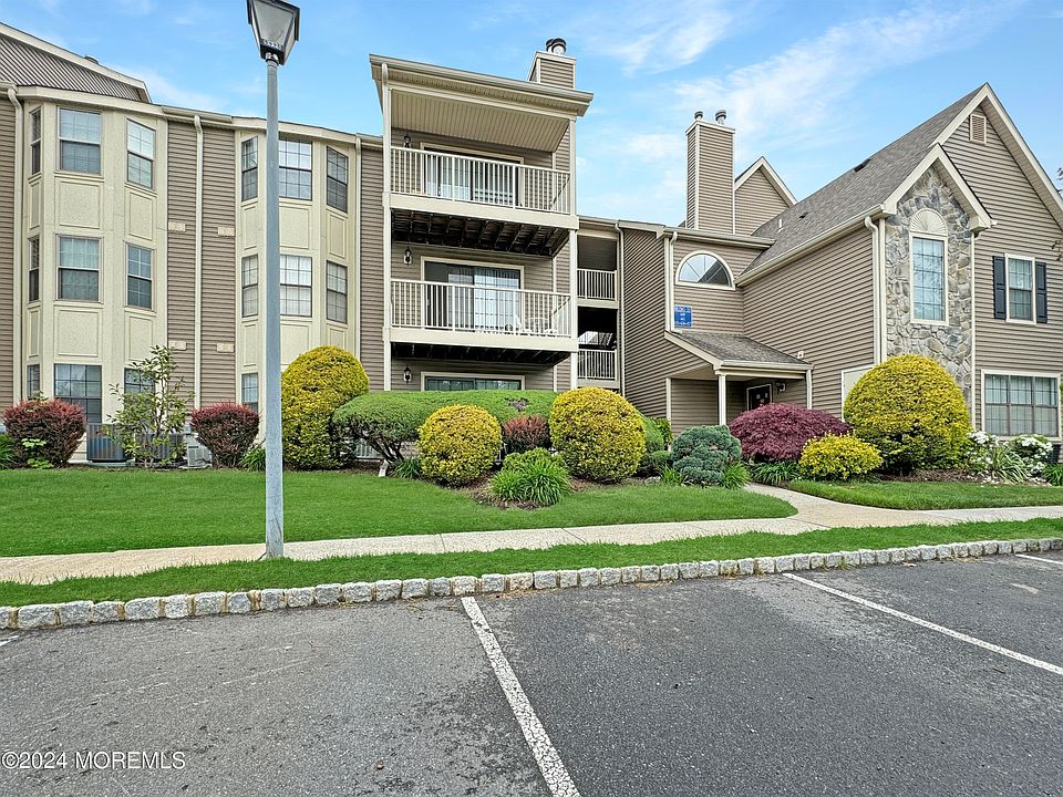 1st image of 436 Meade Court #436