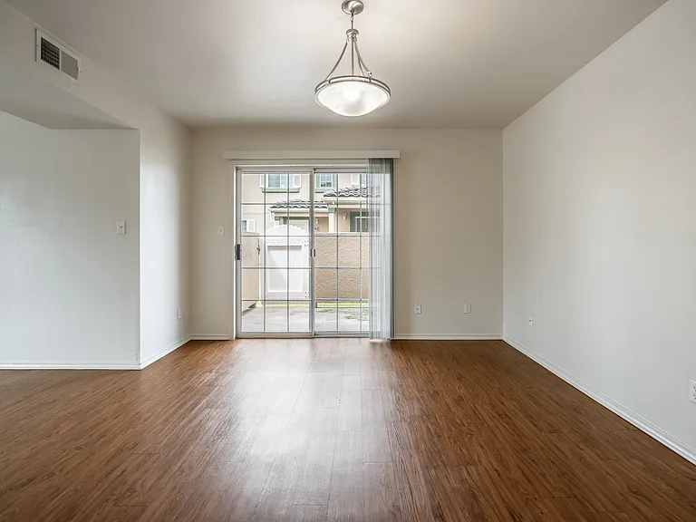 3400 S Brahma Blvd #4C — Photo 6