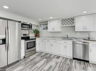 909 Delafield Pl NW, Washington, DC 20011