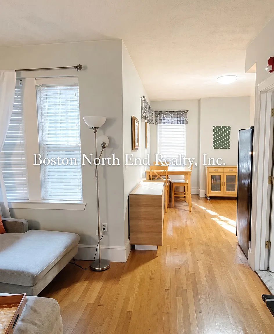 2 bed, 1.5 bath, 900 sqft, $3,800 — Photo 3