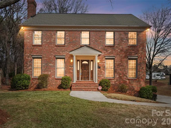 115 Chesney Glen Dr, Matthews, NC 28105