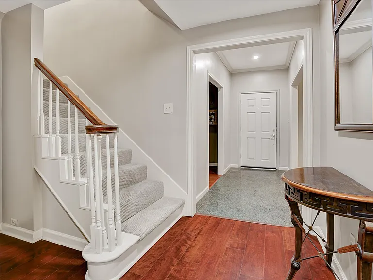 7514 Olympia Dr — Photo 14