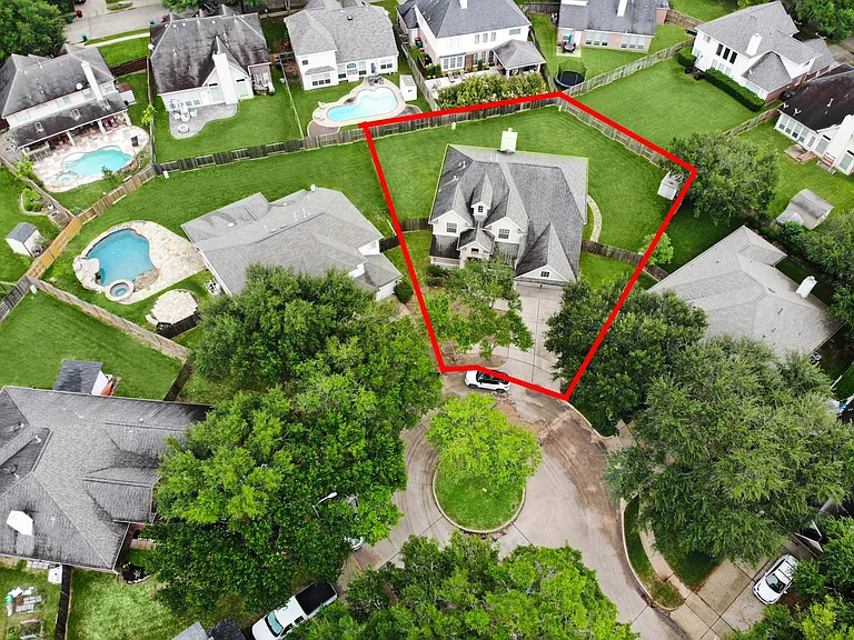 10410 Five Oaks Ct — Photo 3