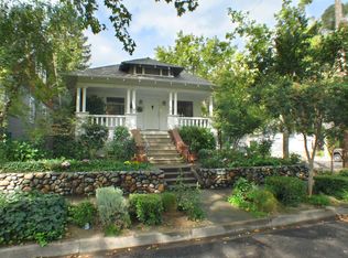 1302 33rd St, Sacramento, CA 95816