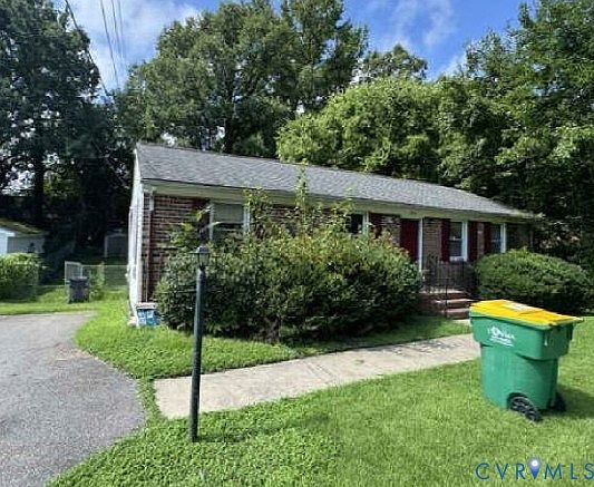 1st image of 2118 Dolin St