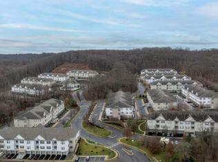 112 Regency Ct, Morganville, NJ 07751