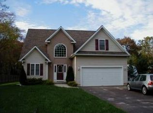 27 Oregon Ave, Mount Laurel, NJ 08054
