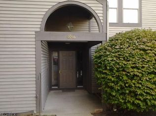 4046 Saint Andrews Ct APT 5, Canfield, OH 44406