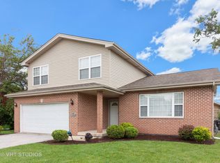 14005 S Wayman Ln, Robbins, IL 60472