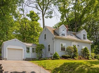 24 Pine Hill Cir, Wakefield, MA 01880