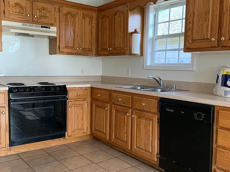 4608 Jeri Cv — Photo 11