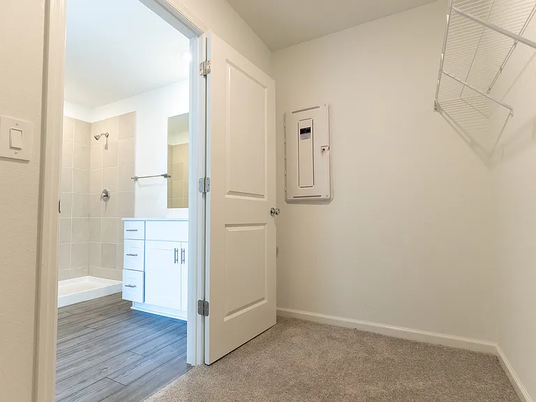 8414 SW 41st Cir — Photo 49