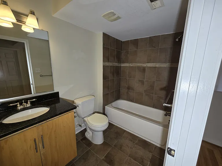 14 W Broad St #208 — Photo 10