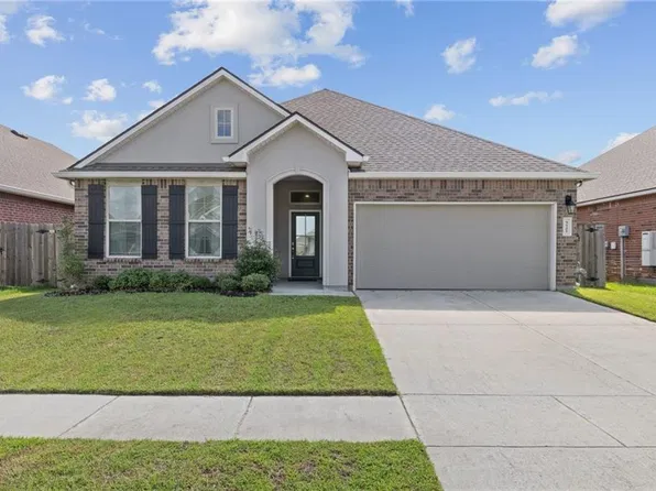 5521 Delta Horizon Dr, Slidell, LA 70461