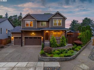 599 SE 23rd Ter, Gresham, OR 97080