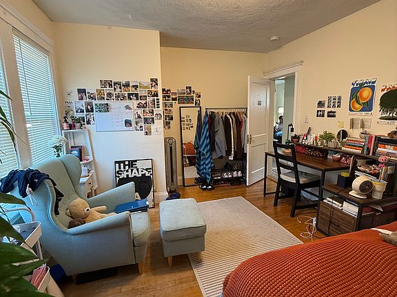 5th image of 44 Chetwynd Rd #2