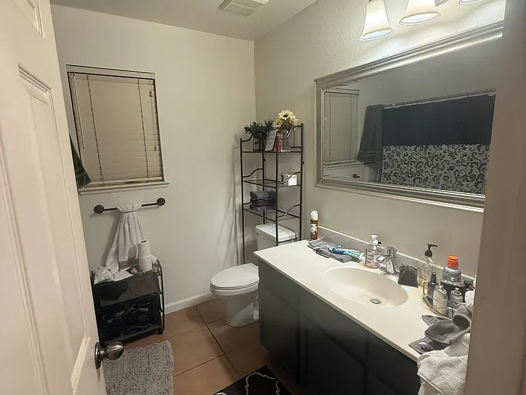 Pamela Ln — Photo 8