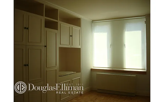 Rented by Douglas Elliman | media 6