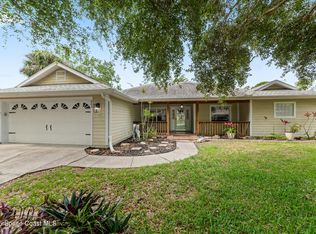 863 Brookview Ln, Rockledge, FL 32955