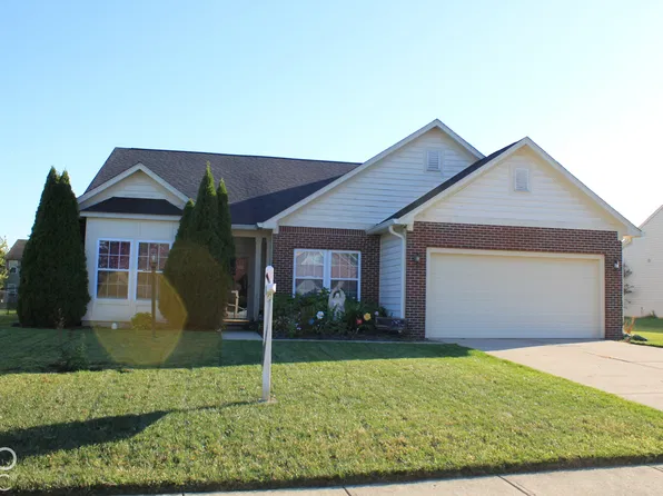 9533 Treyburn Lakes Dr, Indianapolis, IN 46239