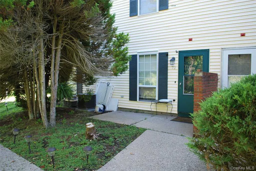 72 The Rise, Warwick (Village), NY 10990 — Photo 1