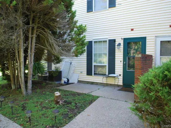 72 The Rise, Warwick, NY 10990