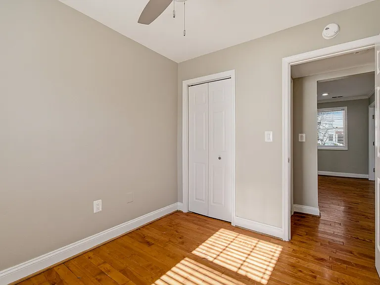 3878 9th St SE #102 — Photo 9