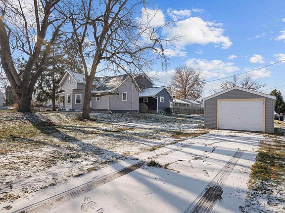 5th image of 604 W 30th St