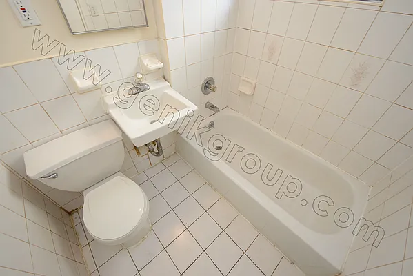 Rented by Genik Group Corp | media 9