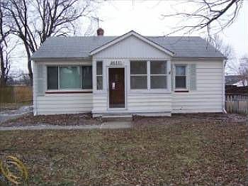 3rd image of 35371 Farragut St