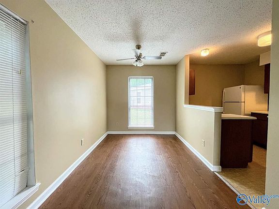 4th image of 111 Westscott Dr #B