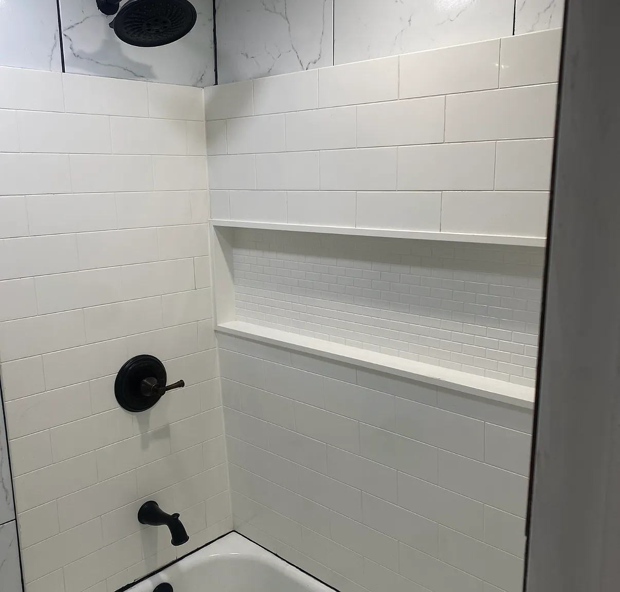 3 bed, $1,200 — Photo 2