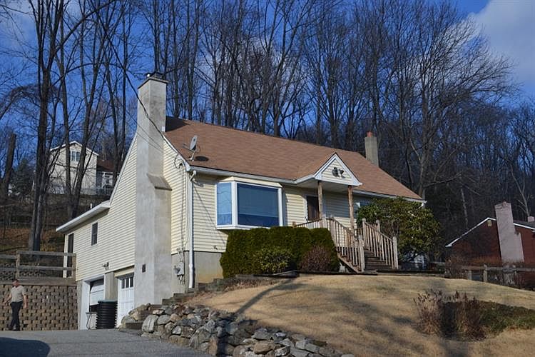 1st image of 53 Zinnia Dr
