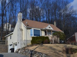 53 Zinnia Dr, Glenwood, NJ 07418