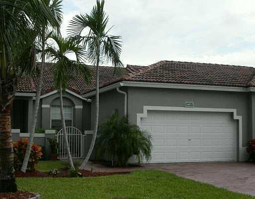 1st image of 2401 E Aragon Boulevard #5