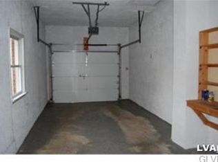 3017 Dogwood Cir, Whitehall, PA 18052