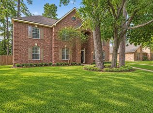 111 Pine Manor Dr, Conroe, TX 77385