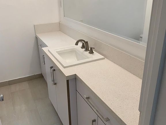 3rd image of 1116 S Wooster St APT 2