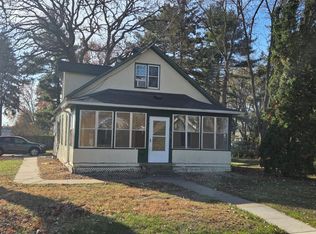 2160 8th St, White Bear Lake, MN 55110