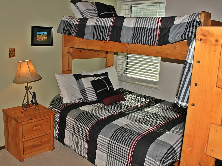 4200 Lodge Pole Cir #I — Photo 9