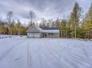 16 States Landing Rd, Moultonboro, NH 03254